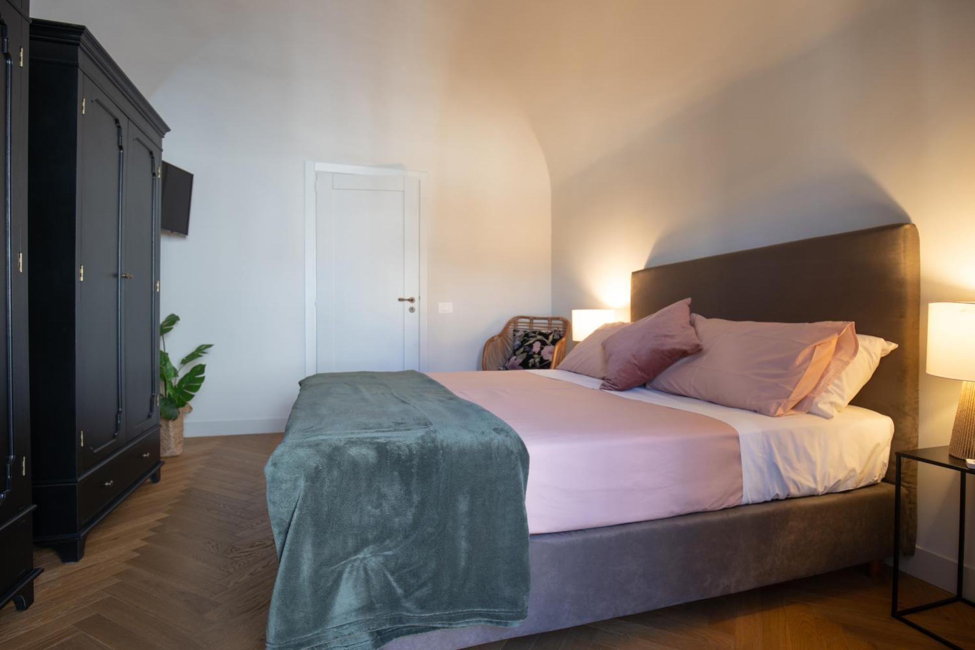 Mirone - Suite Apartments Catania Centro Eksteriør billede